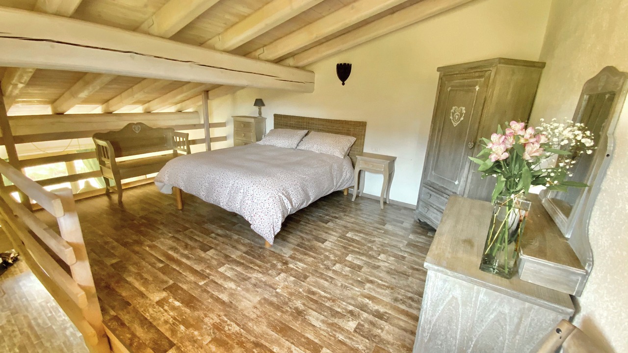 Photo of Bedroom in Gaino