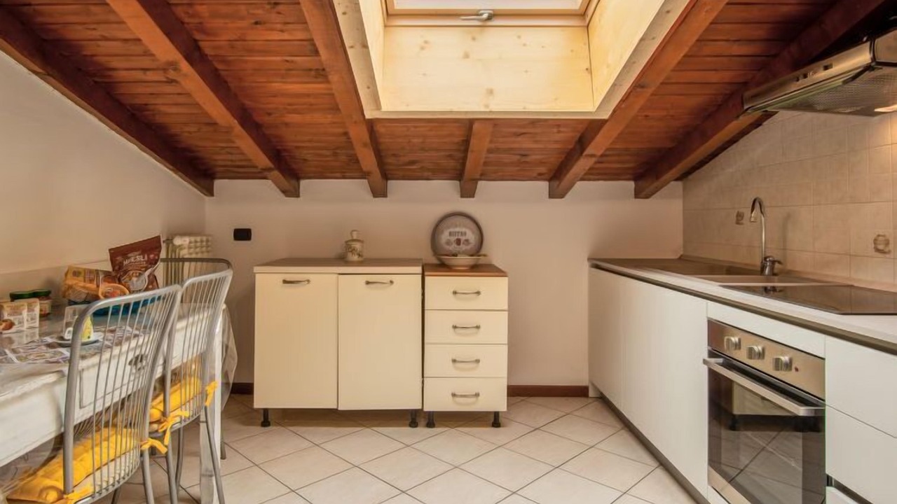 Photo of Bedroom in Montano Lucino