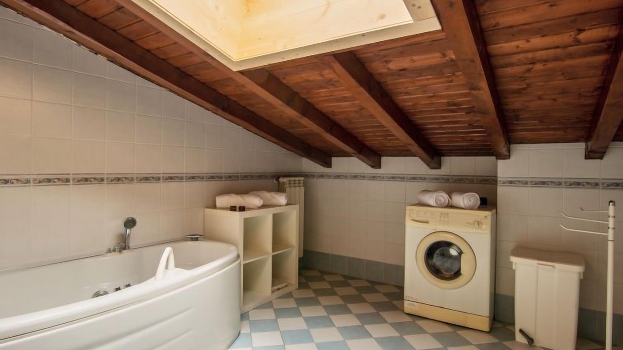 Photo of Bathroom in Montano Lucino