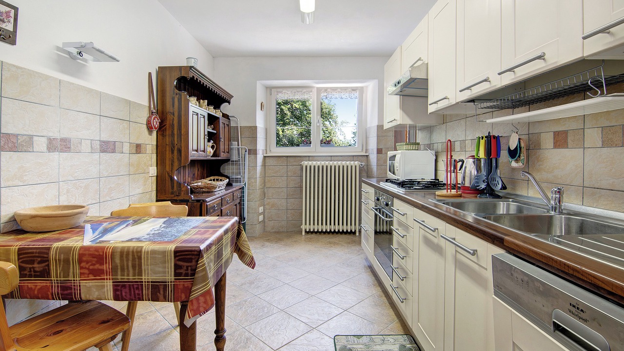 Photo of Kitchen in Lanzo d'Intelvi