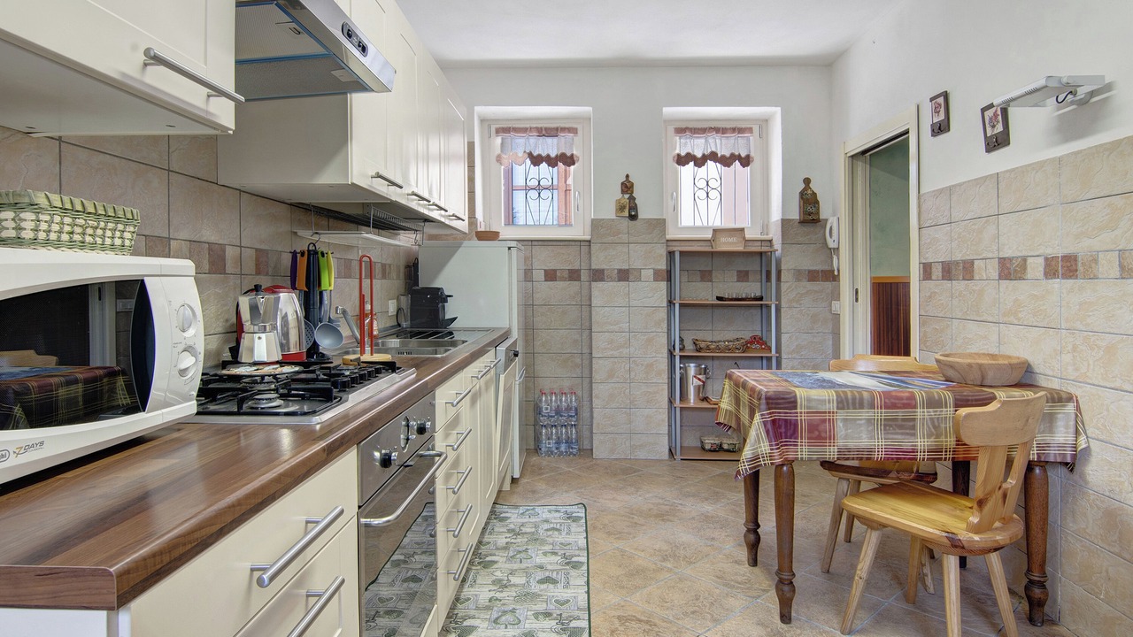Photo of Kitchen in Lanzo d'Intelvi