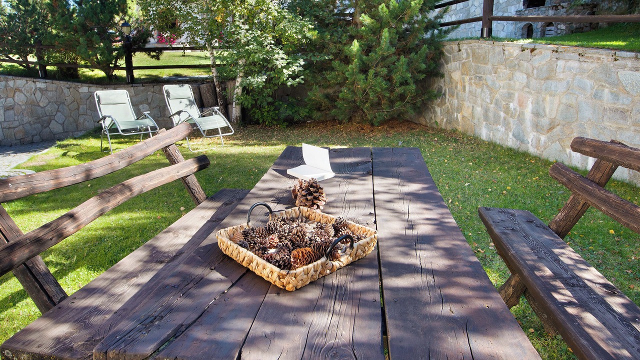 Photo of Outdoor in Teola