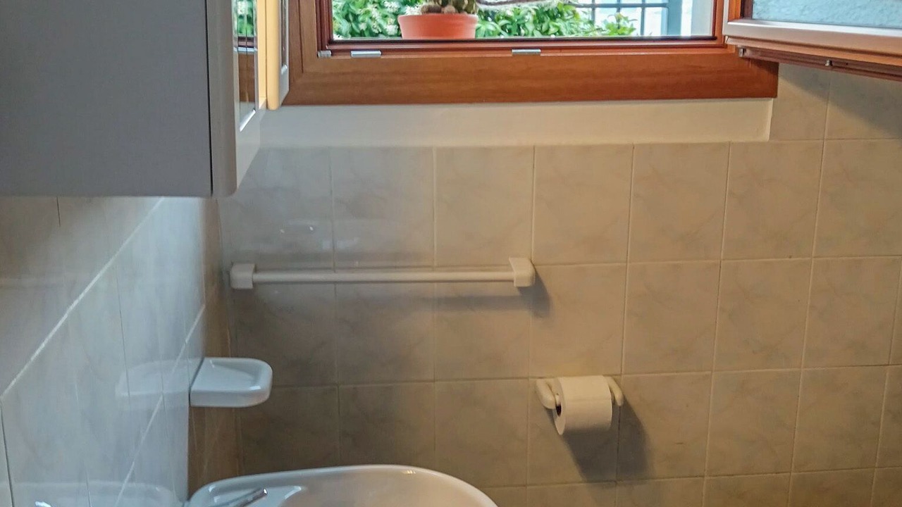 Photo of Bathroom in Calozzo