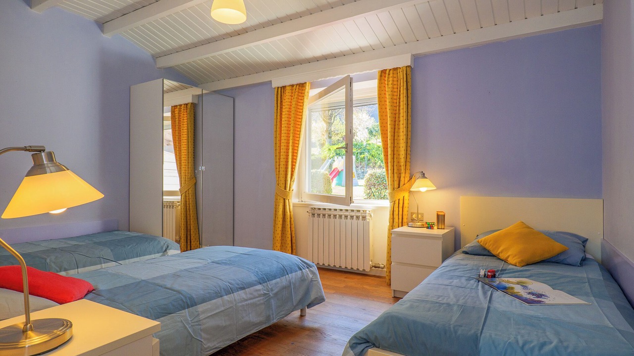 Photo of Bedroom in Colico Piano