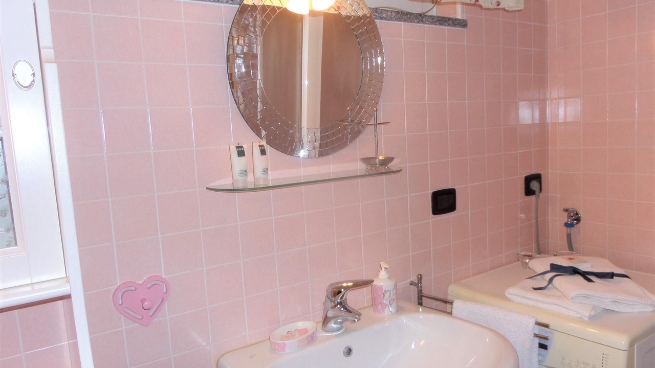 Photo of Bathroom in Bellano
