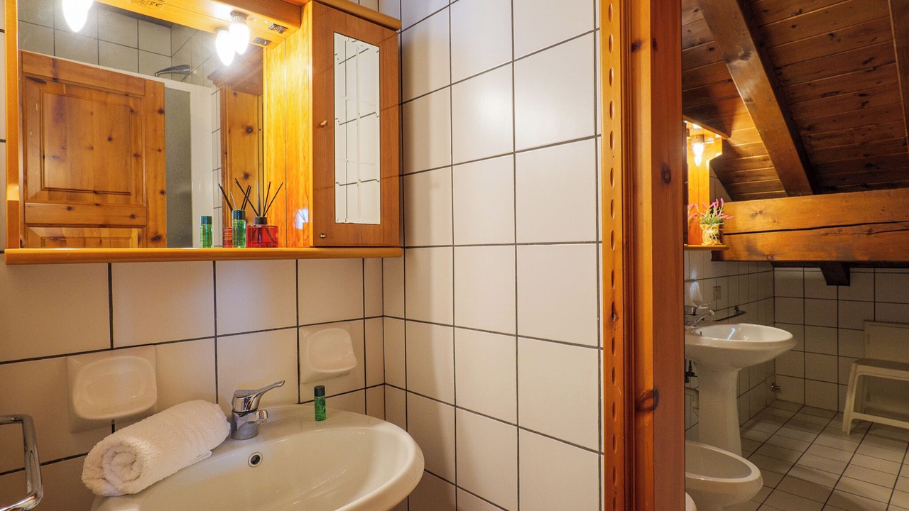 Photo of Bathroom in Colico Piano