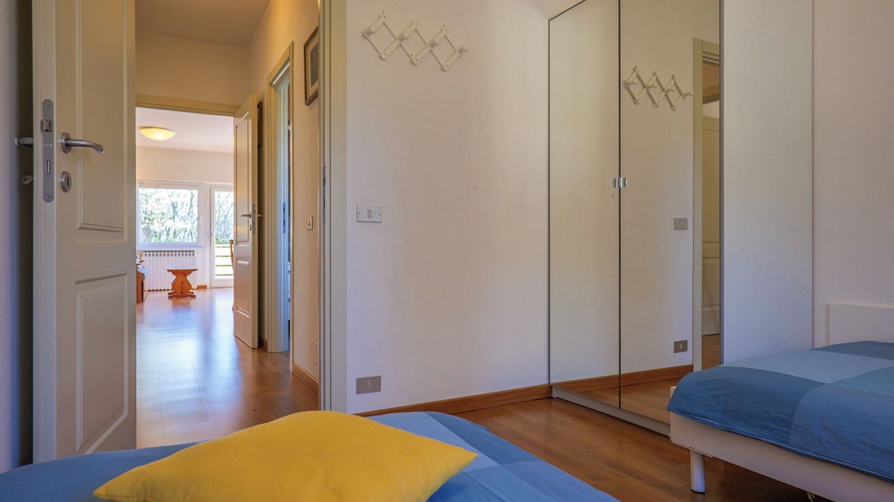 Photo of Bedroom in Colico Piano