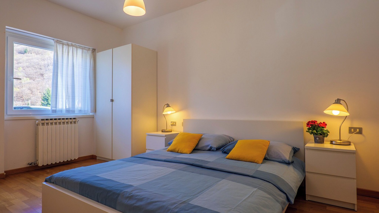 Photo of Bedroom in Colico Piano