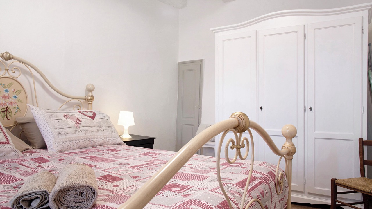 Photo of Bedroom in Porto Valtravaglia