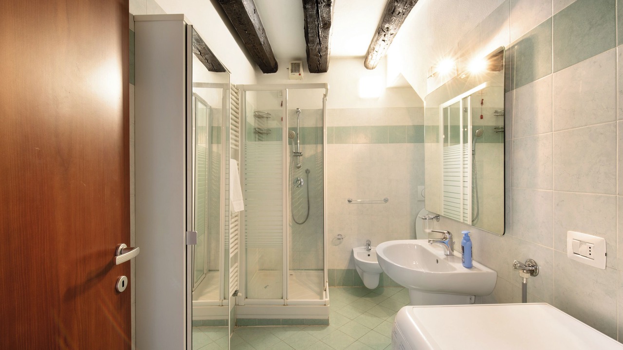 Photo of Bathroom in Borgo San Leonardo