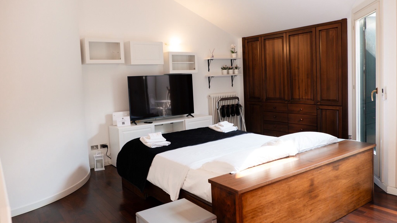 Photo of Bedroom in Lecco