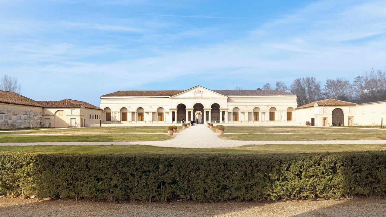 Photo of Outdoor in Mantua