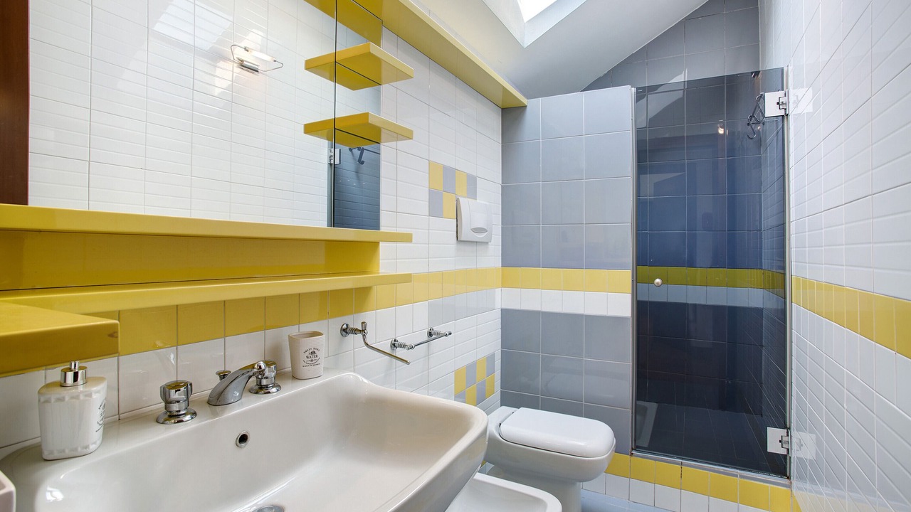 Photo of Bathroom in Peschiera Borromeo