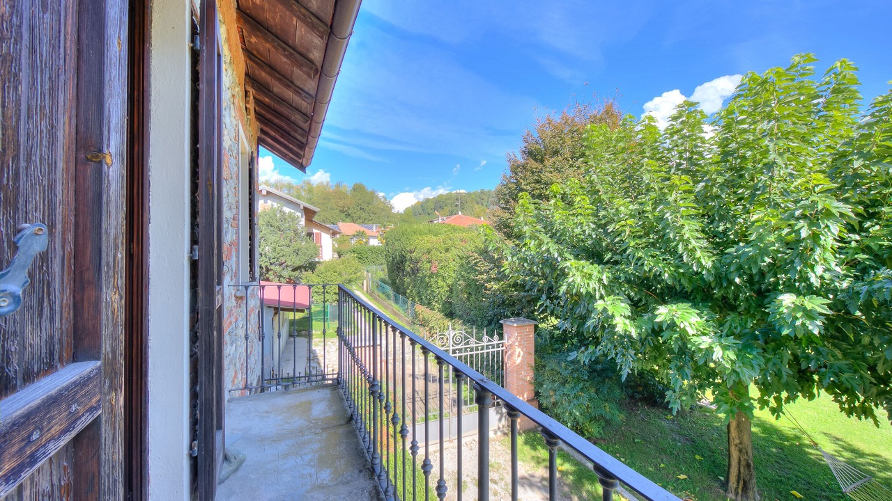 Photo of Patio Balcony in Brebbia