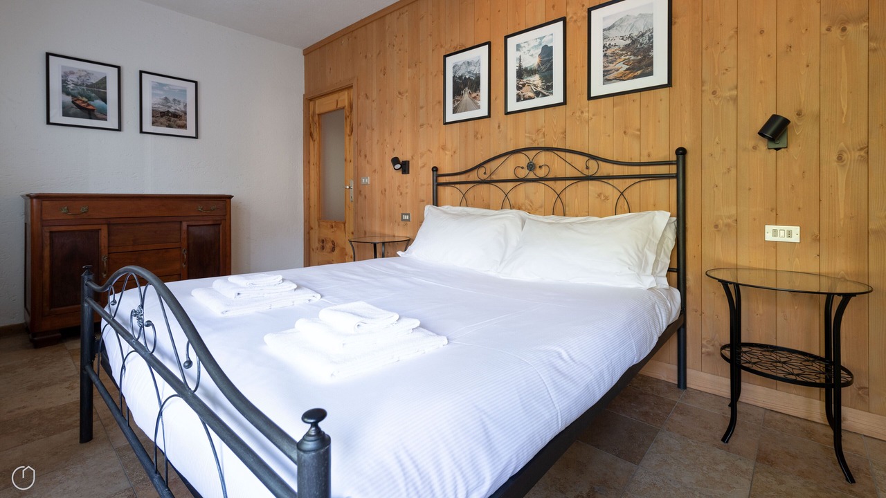 Photo of Bedroom in Premadio