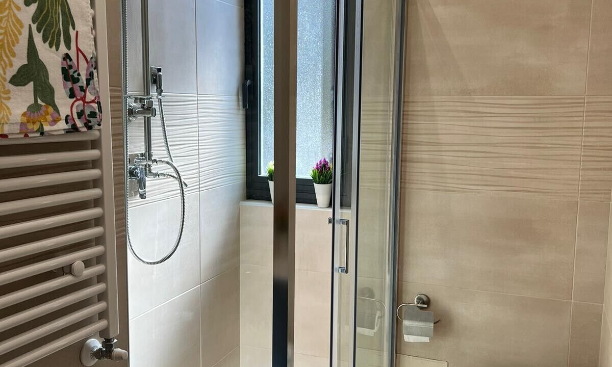 Photo of Bathroom in Rho