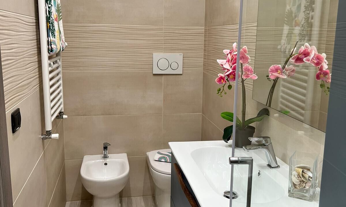 Photo of Bathroom in Rho