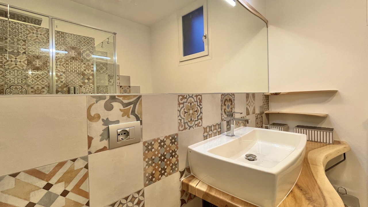 Photo of Bathroom in Laglio