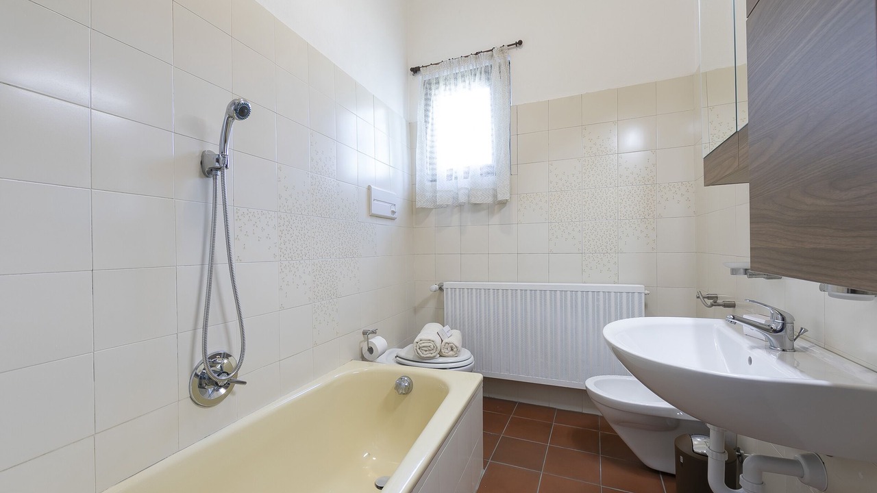 Photo of Bathroom in Monvalle