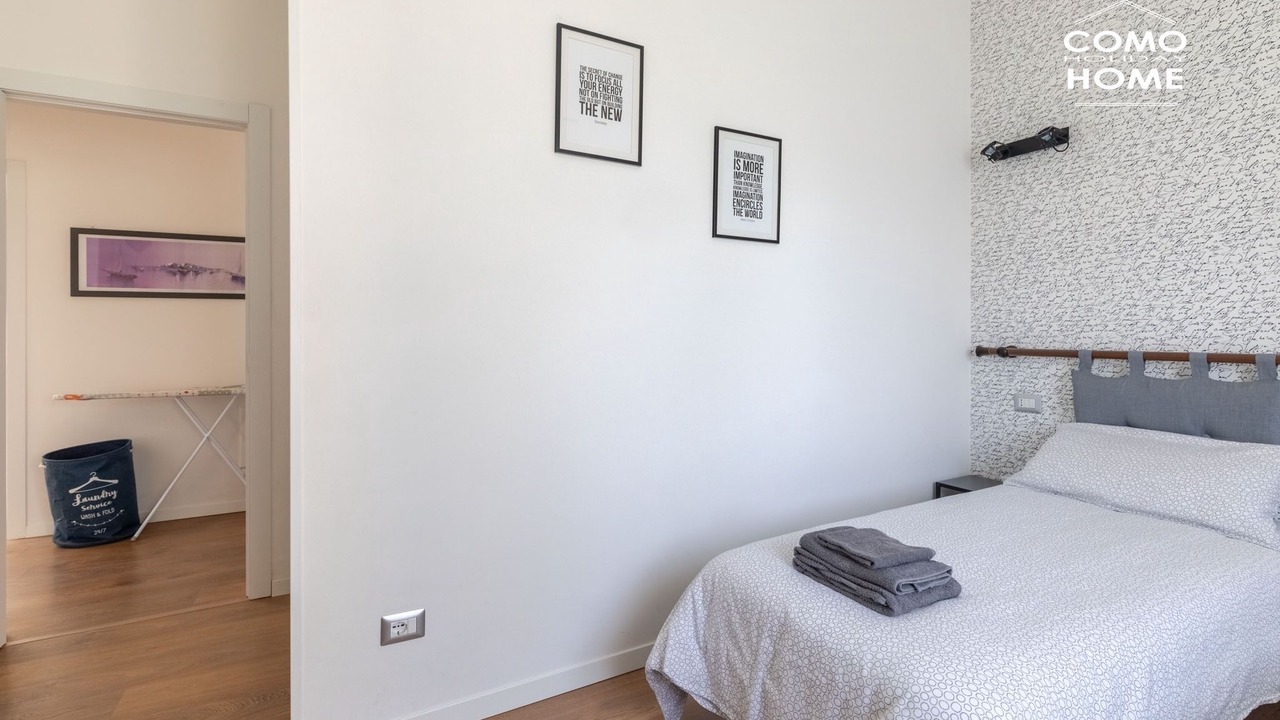 Photo of Bedroom in Como