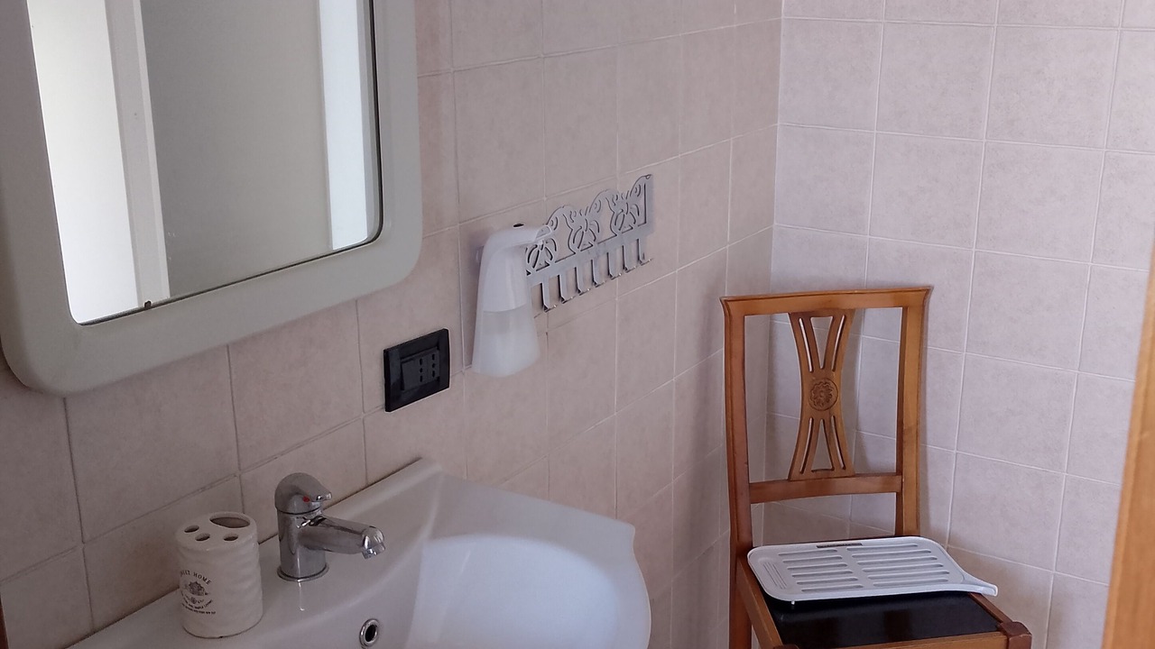 Photo of Bathroom in Capiago Intimiano