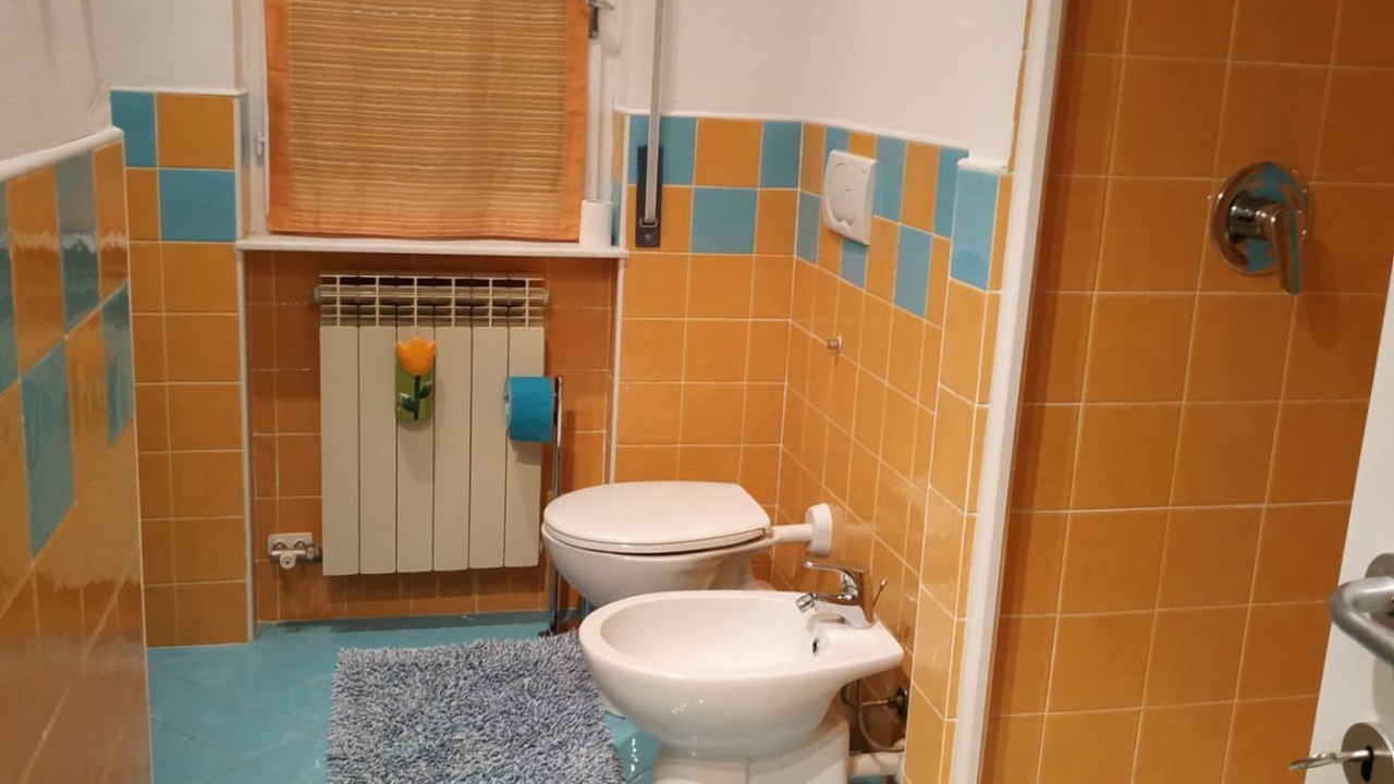 Photo of Bathroom in Lovere Old Town