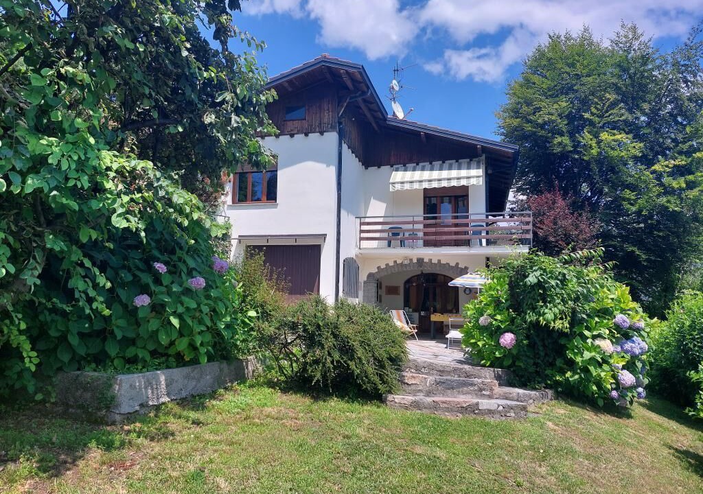 Photo of Outdoor in Asso