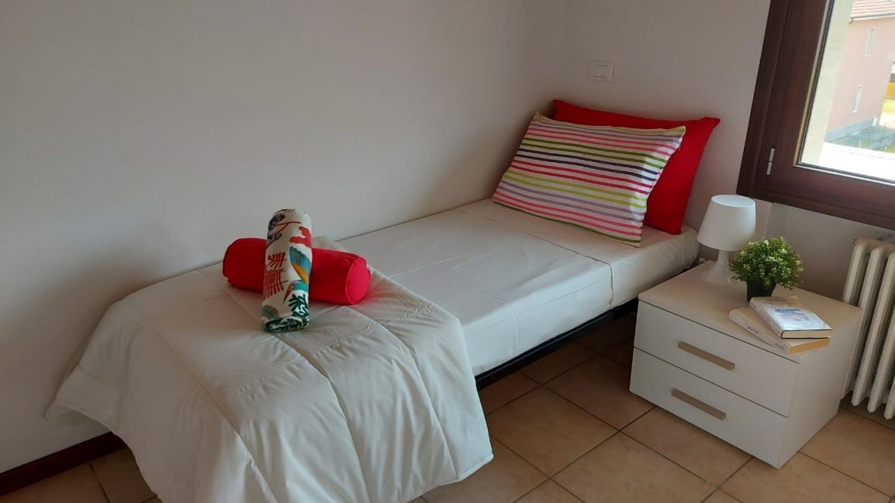 Photo of Bedroom in Travedona-Monate