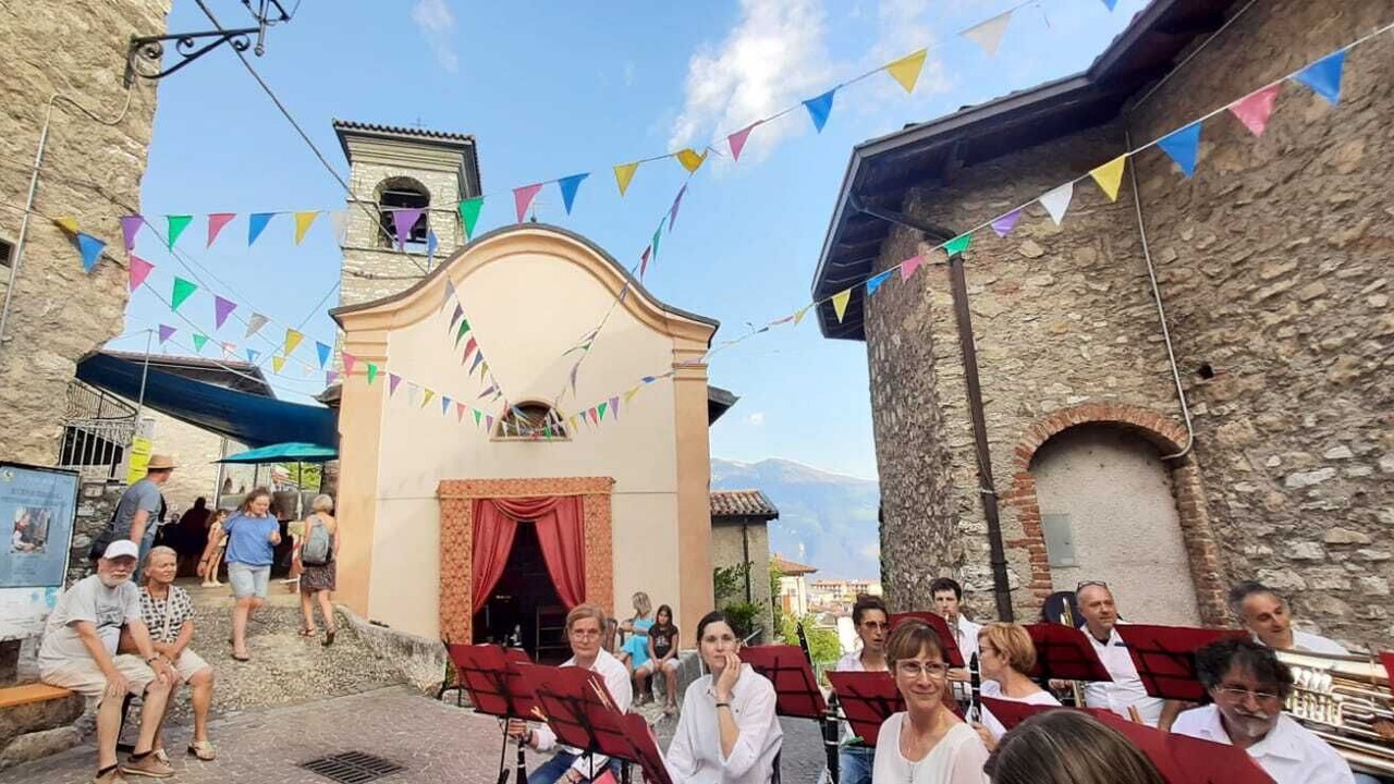 Photo of Others in Oldesio