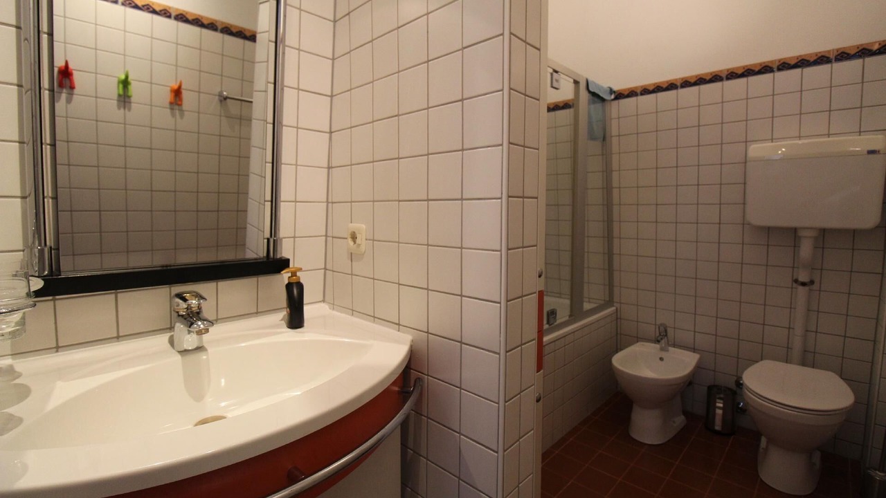 Photo of Bathroom in Gaino