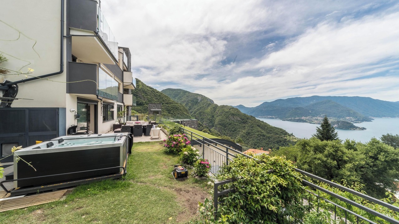 Photo of Patio Balcony in Perledo
