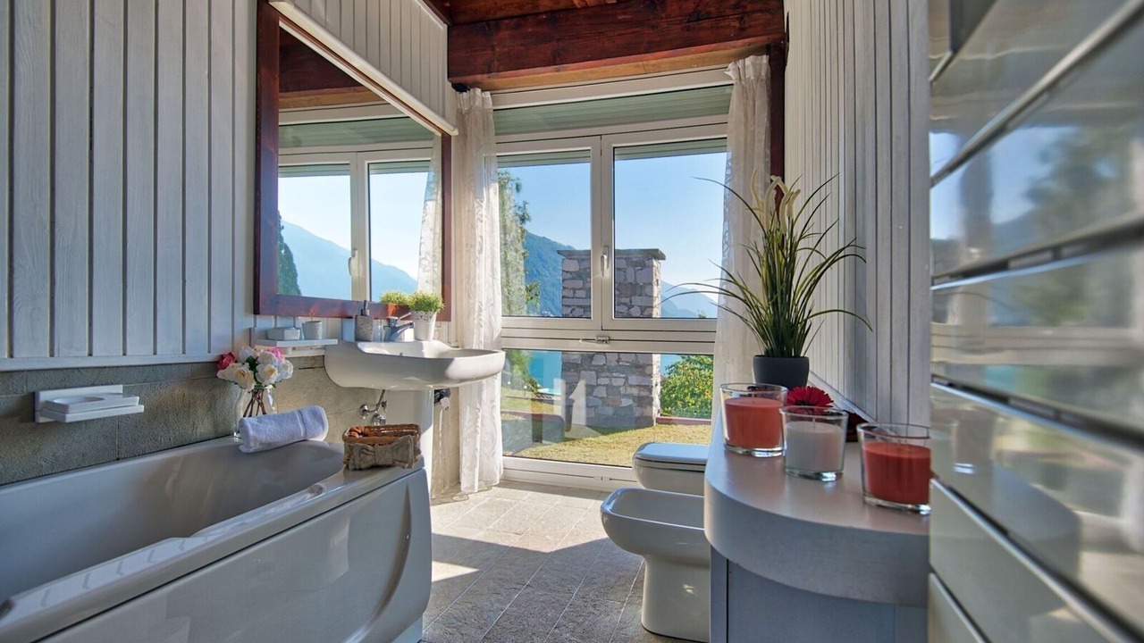 Photo of Bathroom in Olgiasca