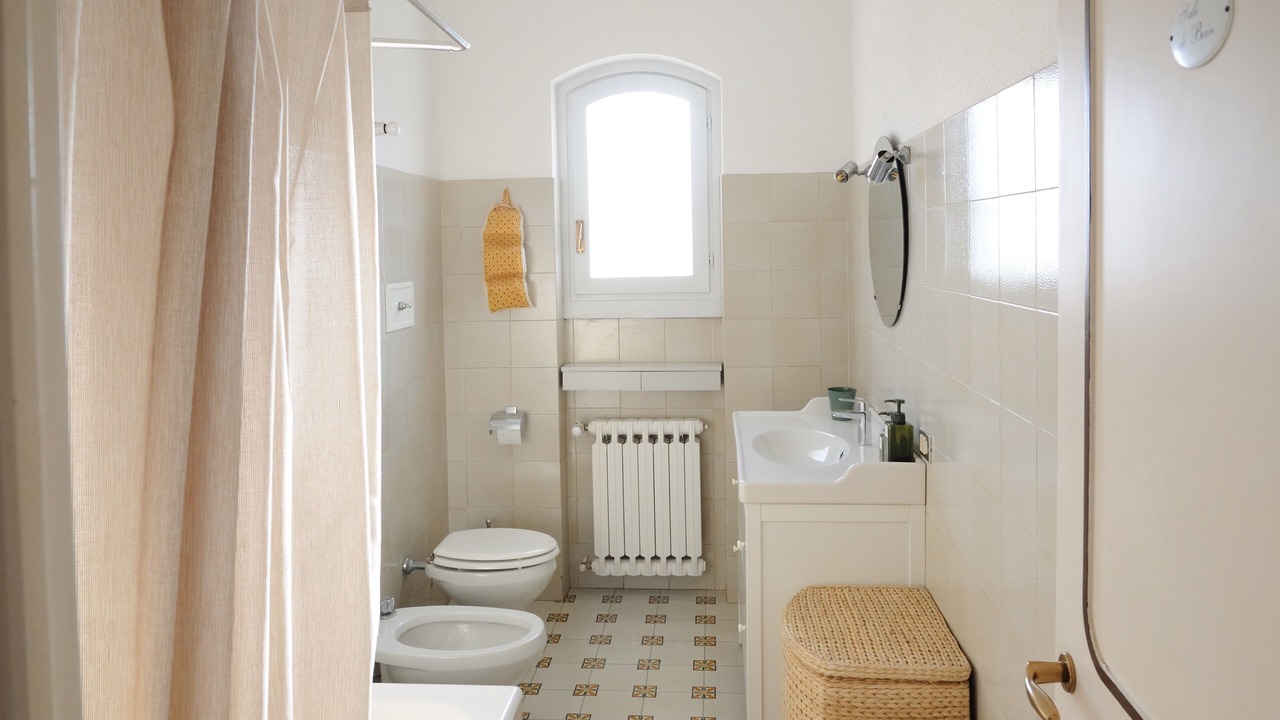 Photo of Bathroom in Comabbio