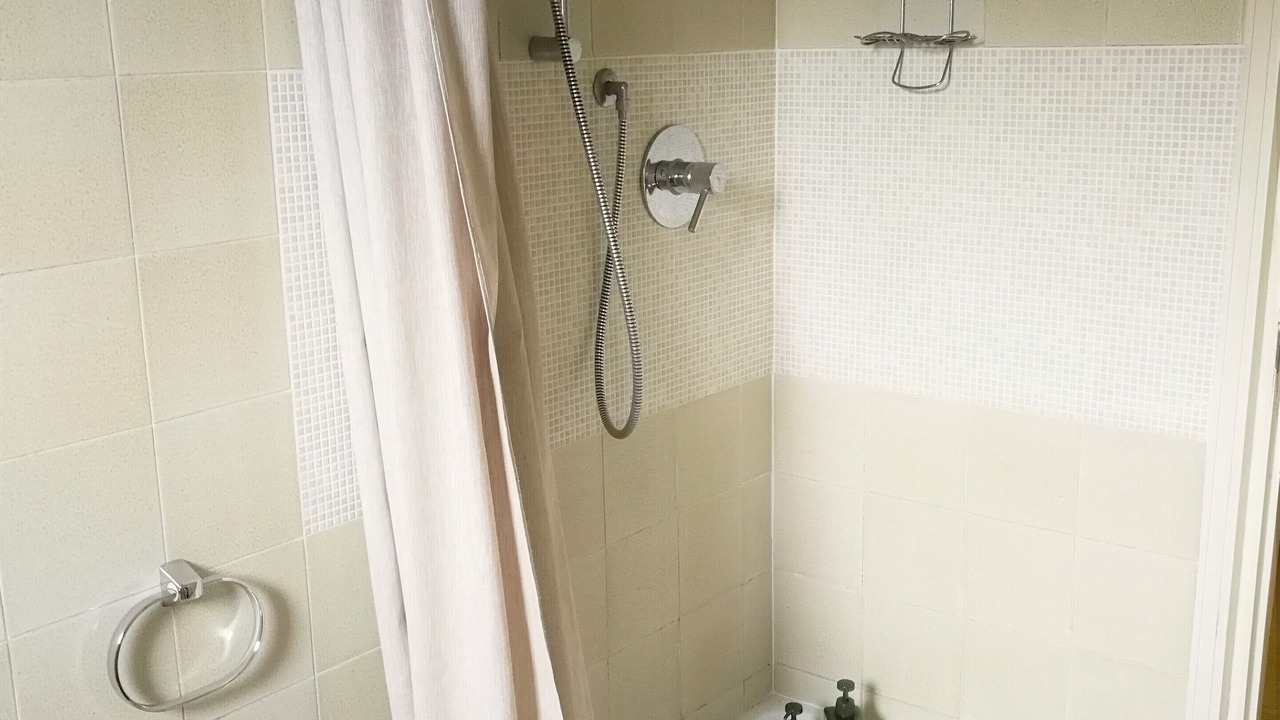 Photo of Bathroom in Comabbio