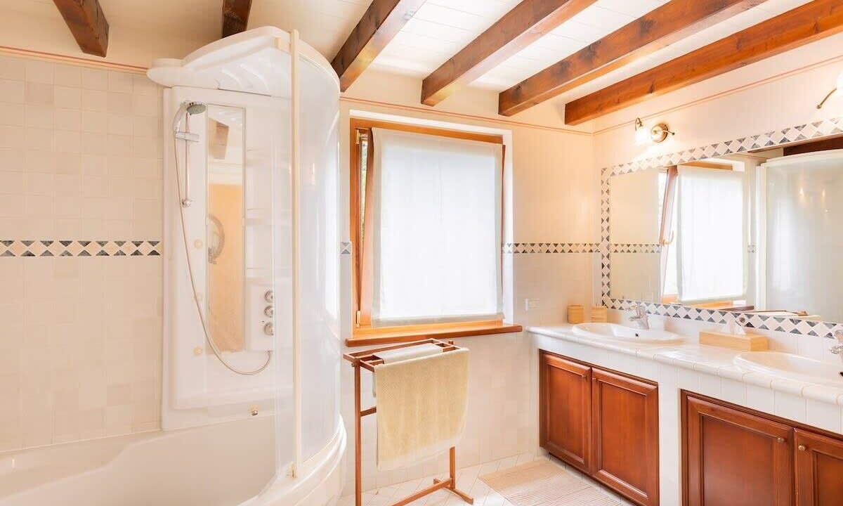 Photo of Bathroom in Brebbia