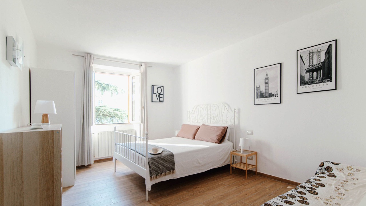 Photo of Bedroom in Como