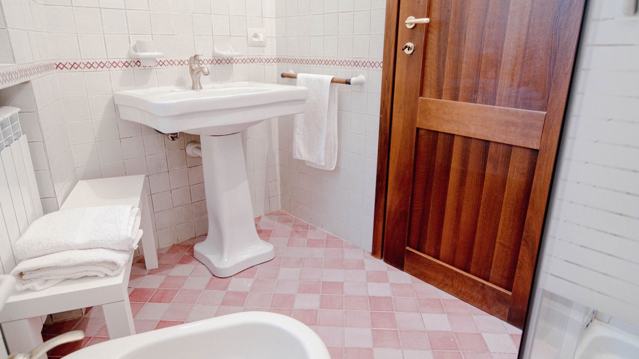 Photo of Bathroom in Como