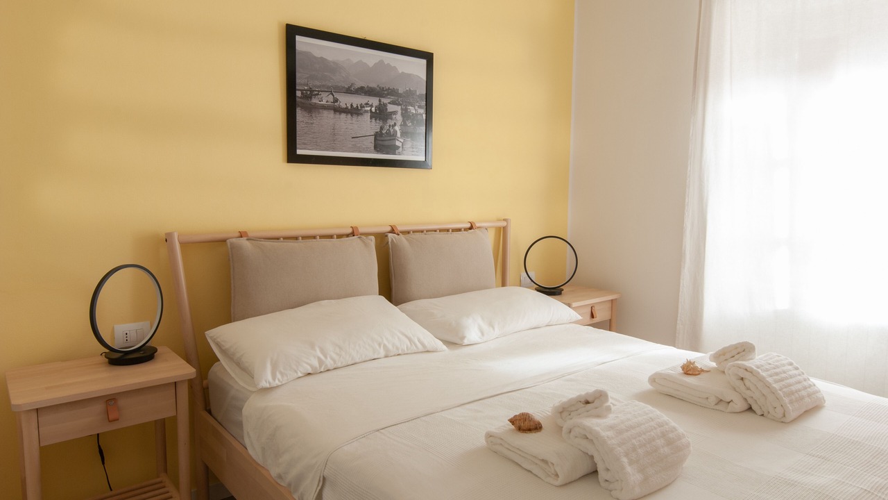 Photo of Bedroom in Porto Ceresio
