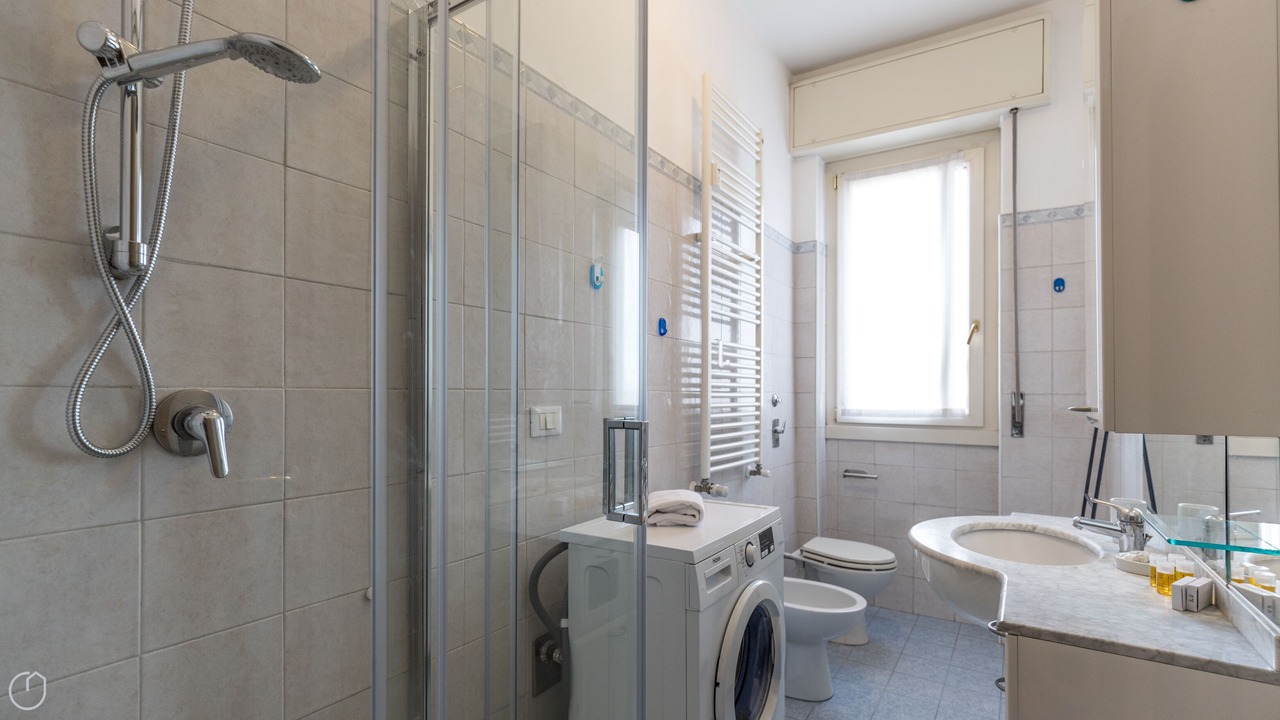 Photo of Bathroom in Monza