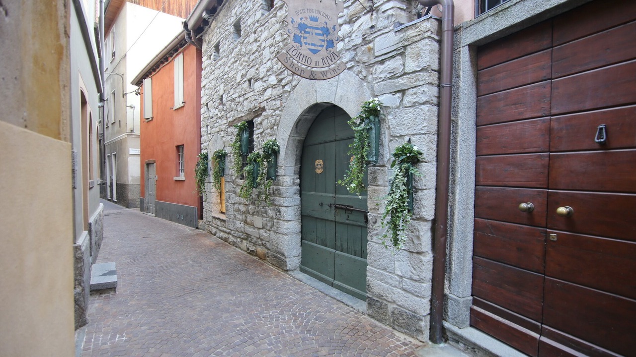 Photo of Outdoor in Torno