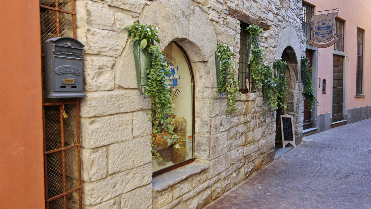 Photo of Outdoor in Torno