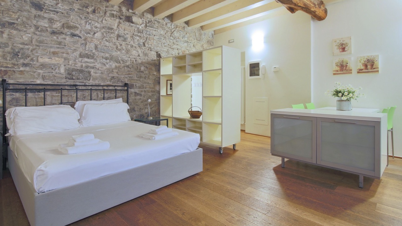 Photo of Bedroom in Torno