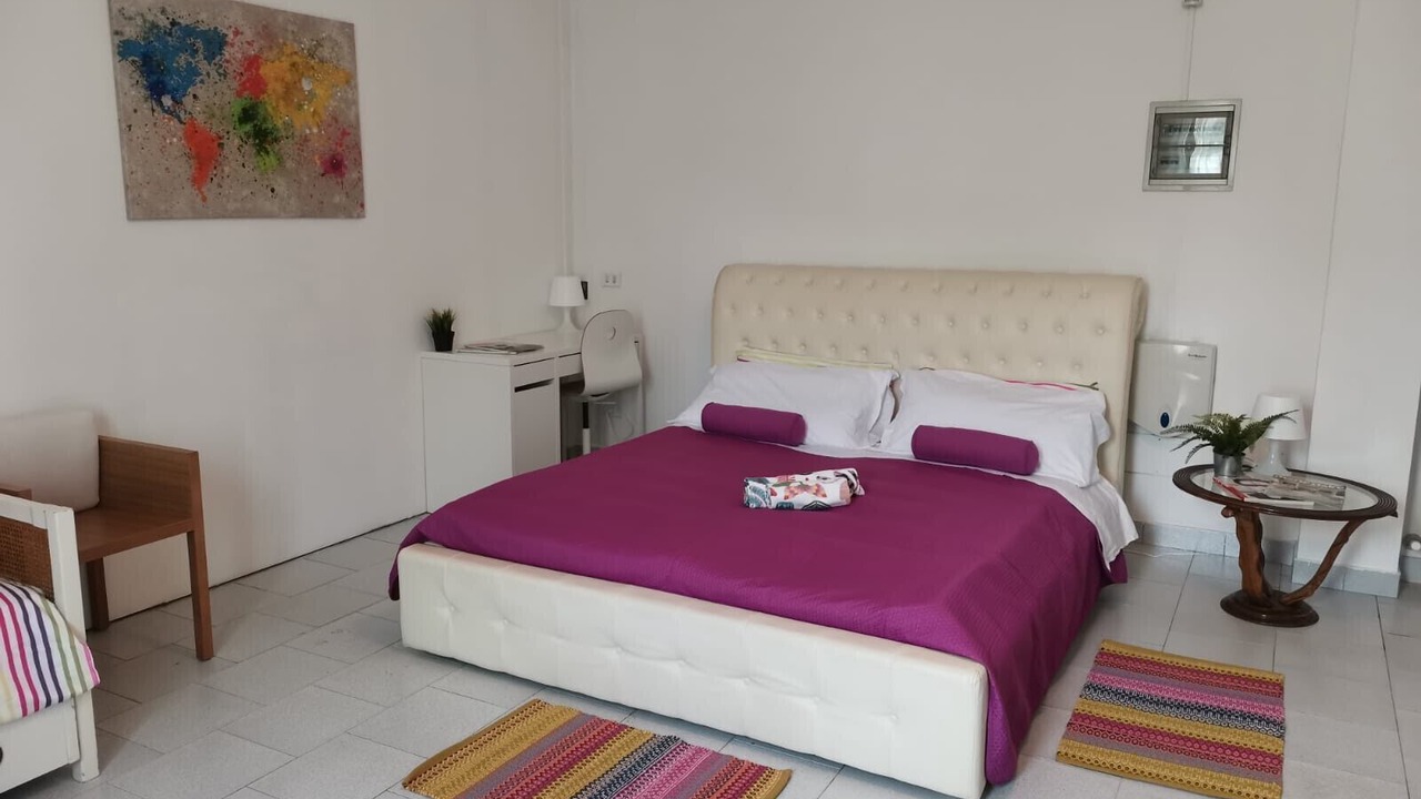 Photo of Bedroom in Travedona-Monate