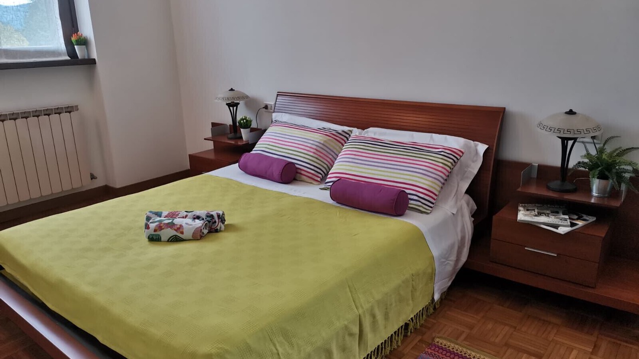 Photo of Bedroom in Travedona-Monate