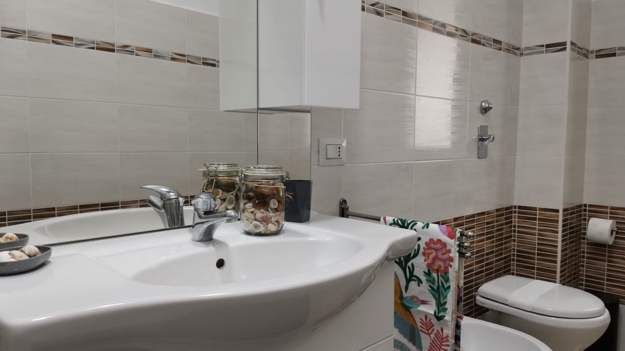 Photo of Bathroom in Rho