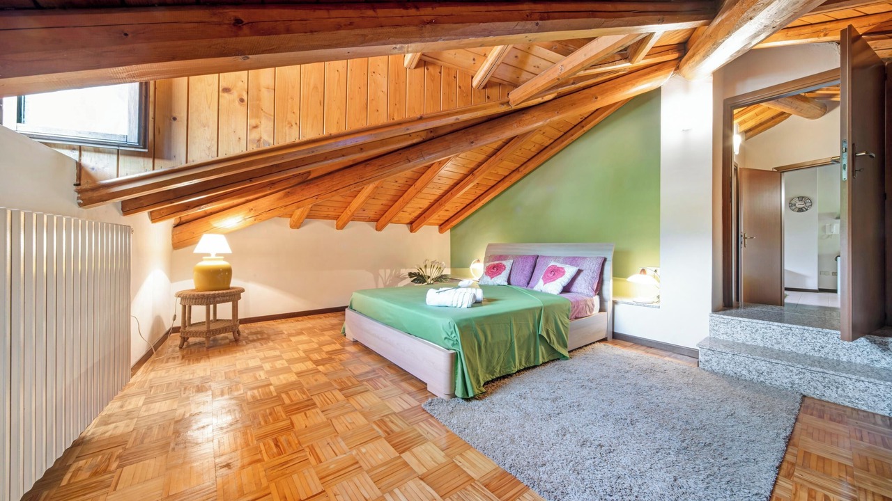 Photo of Bedroom in Esino Lario