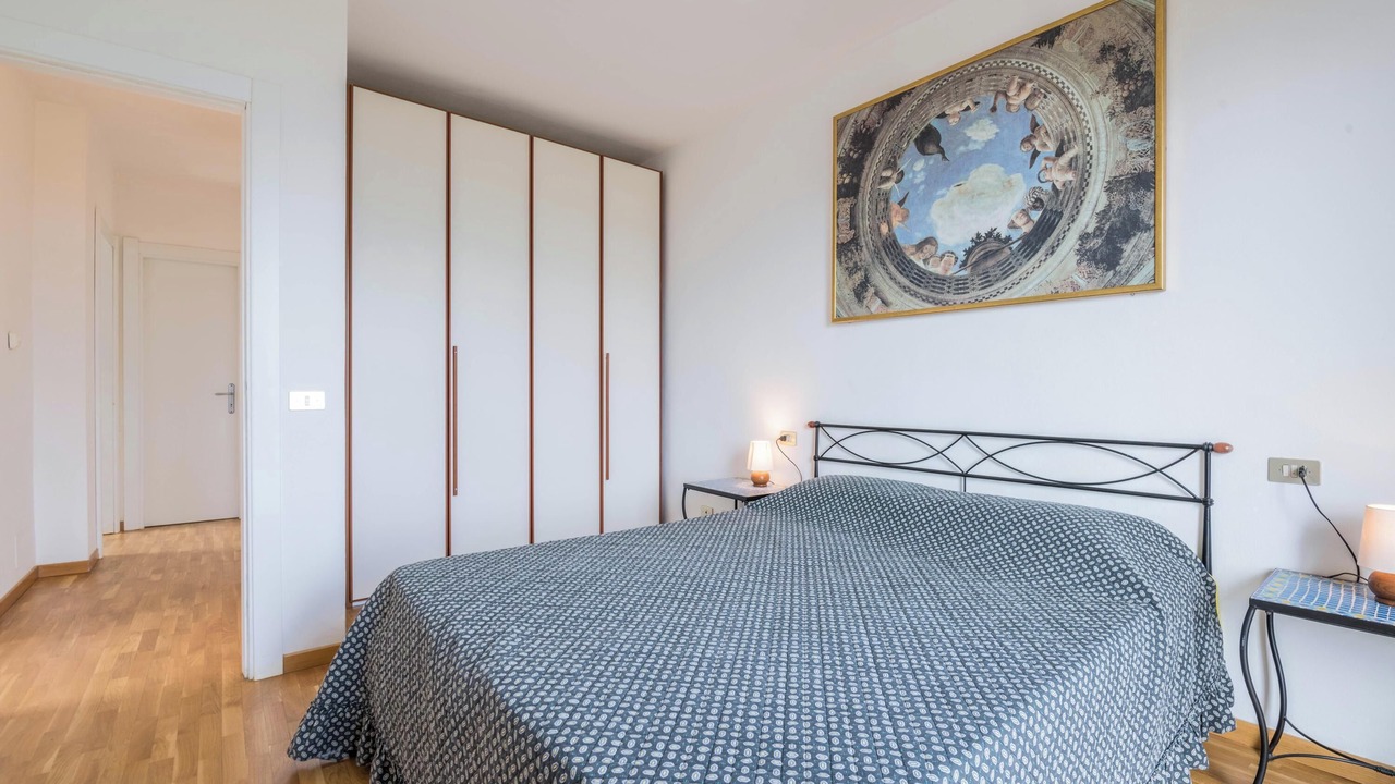 Photo of Bedroom in Toscolano Maderno