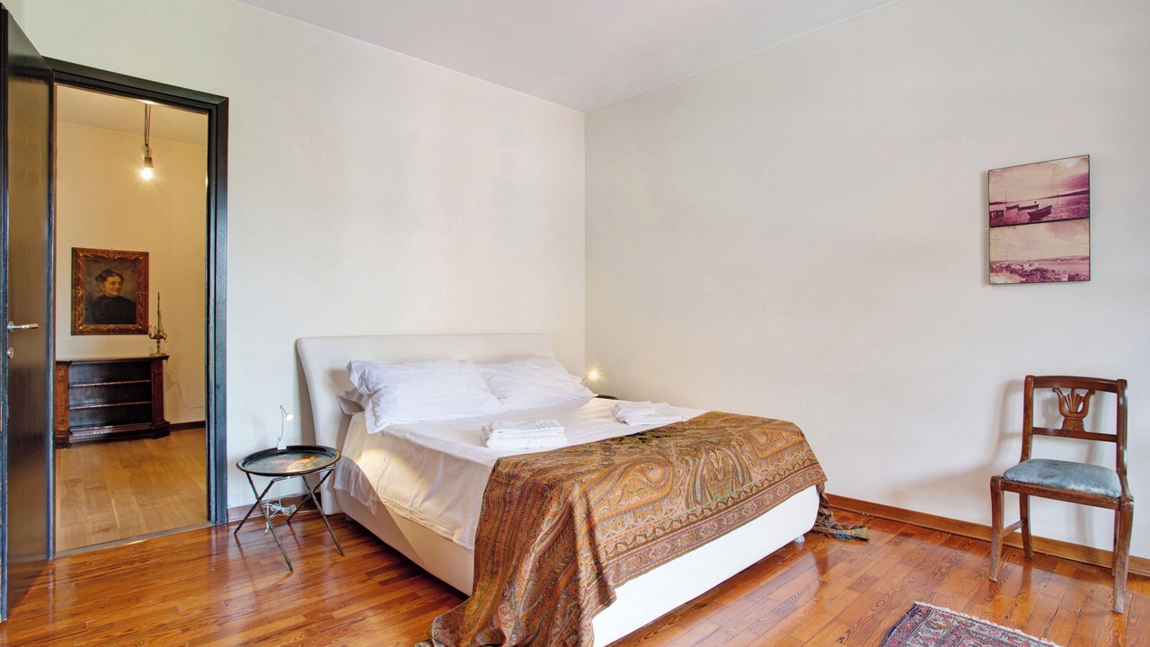 Photo of Bedroom in Cernobbio