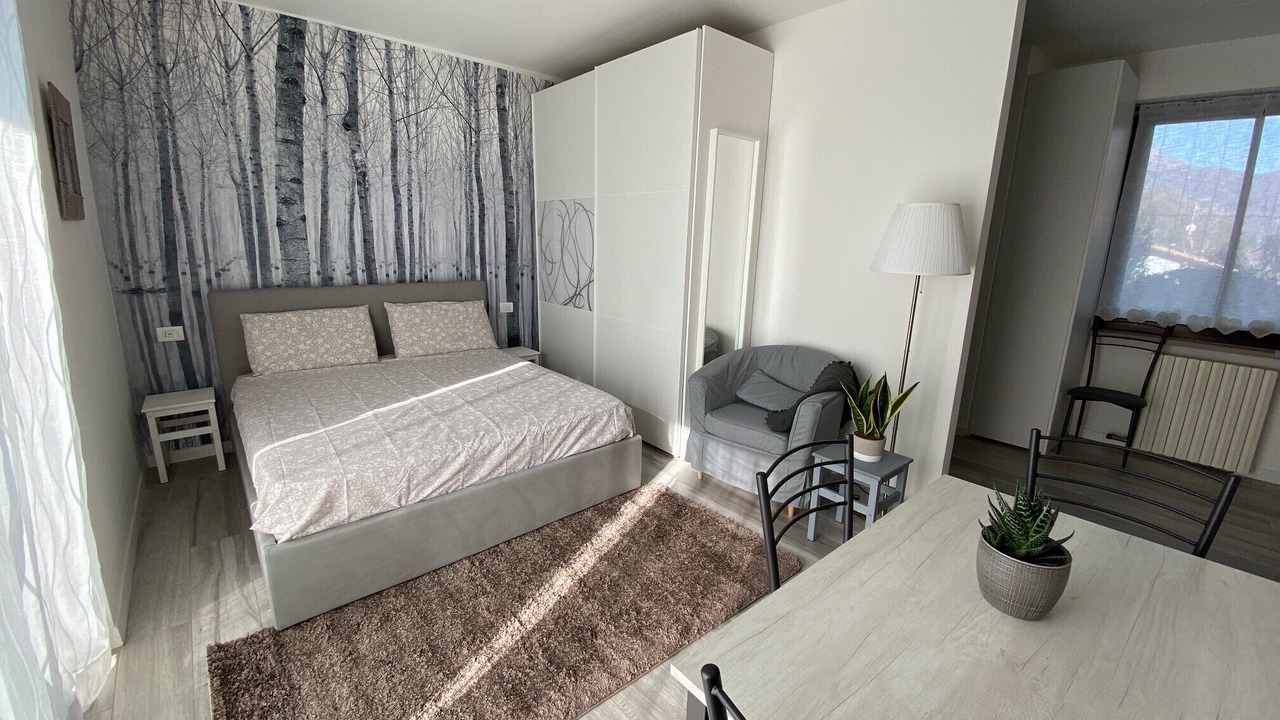 Photo of Bedroom in Porlezza