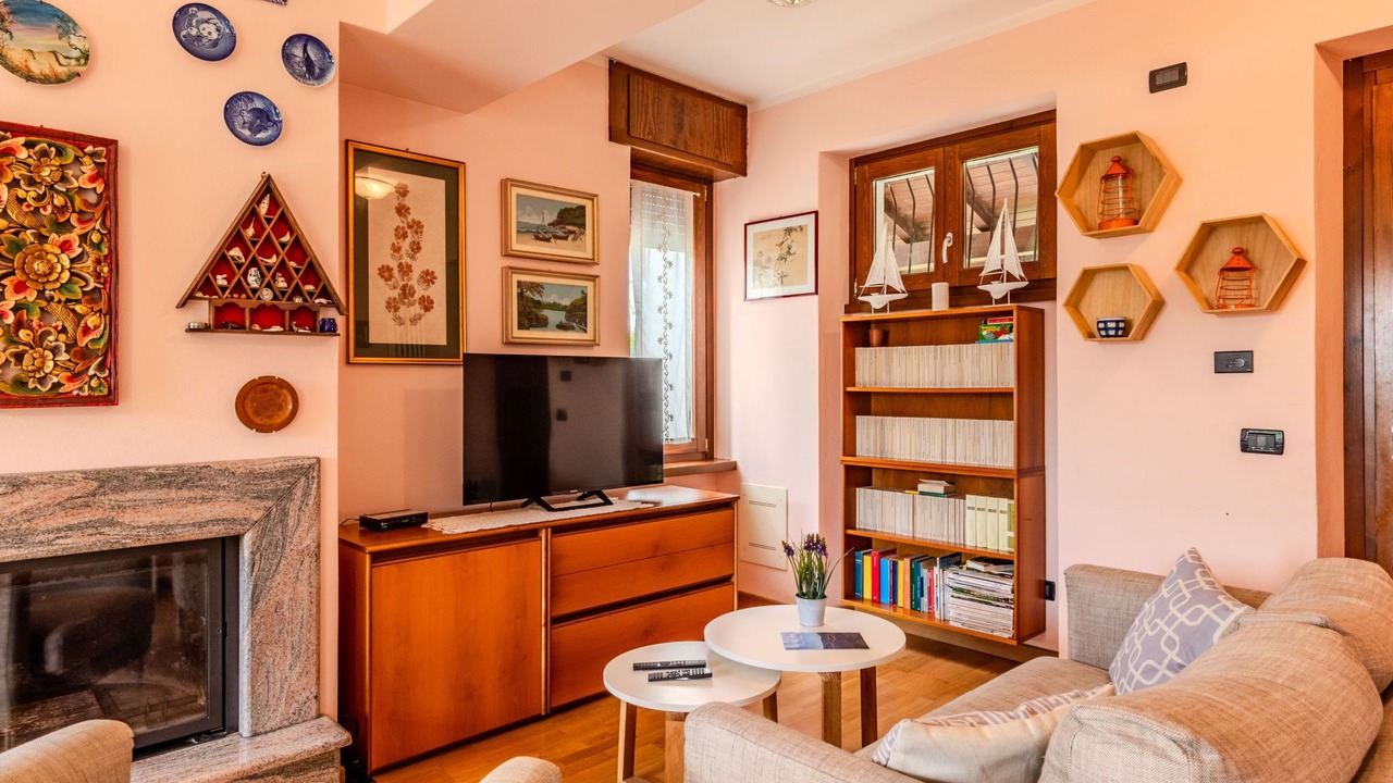Photo of Livingroom in Gera Lario